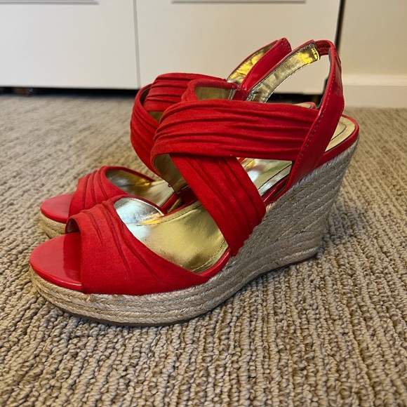 Red espadrille sandals - Picture 2 of 6
